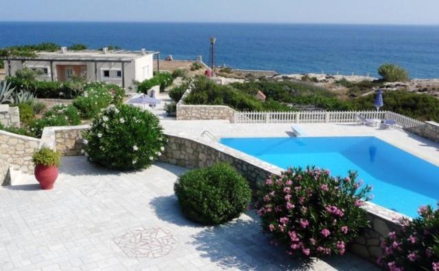Nicolas Apartments Ierapetra  Luaran gambar